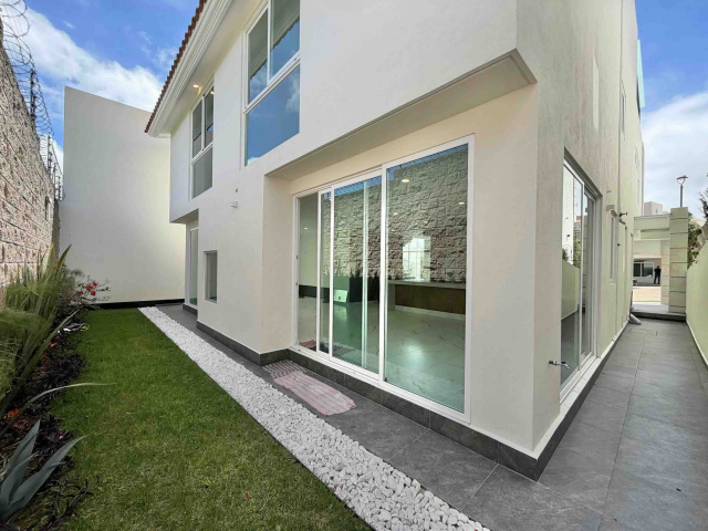ESTADO DE MEXICO, 5 Bedrooms Bedrooms, 5 Rooms Rooms,0,Casa,En venta,0,1651